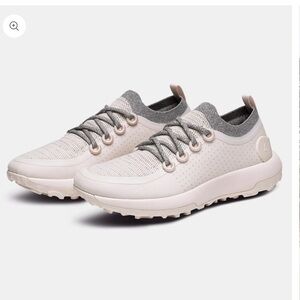 Allbirds Women's Trail Runners SWT size 8.5 - like new